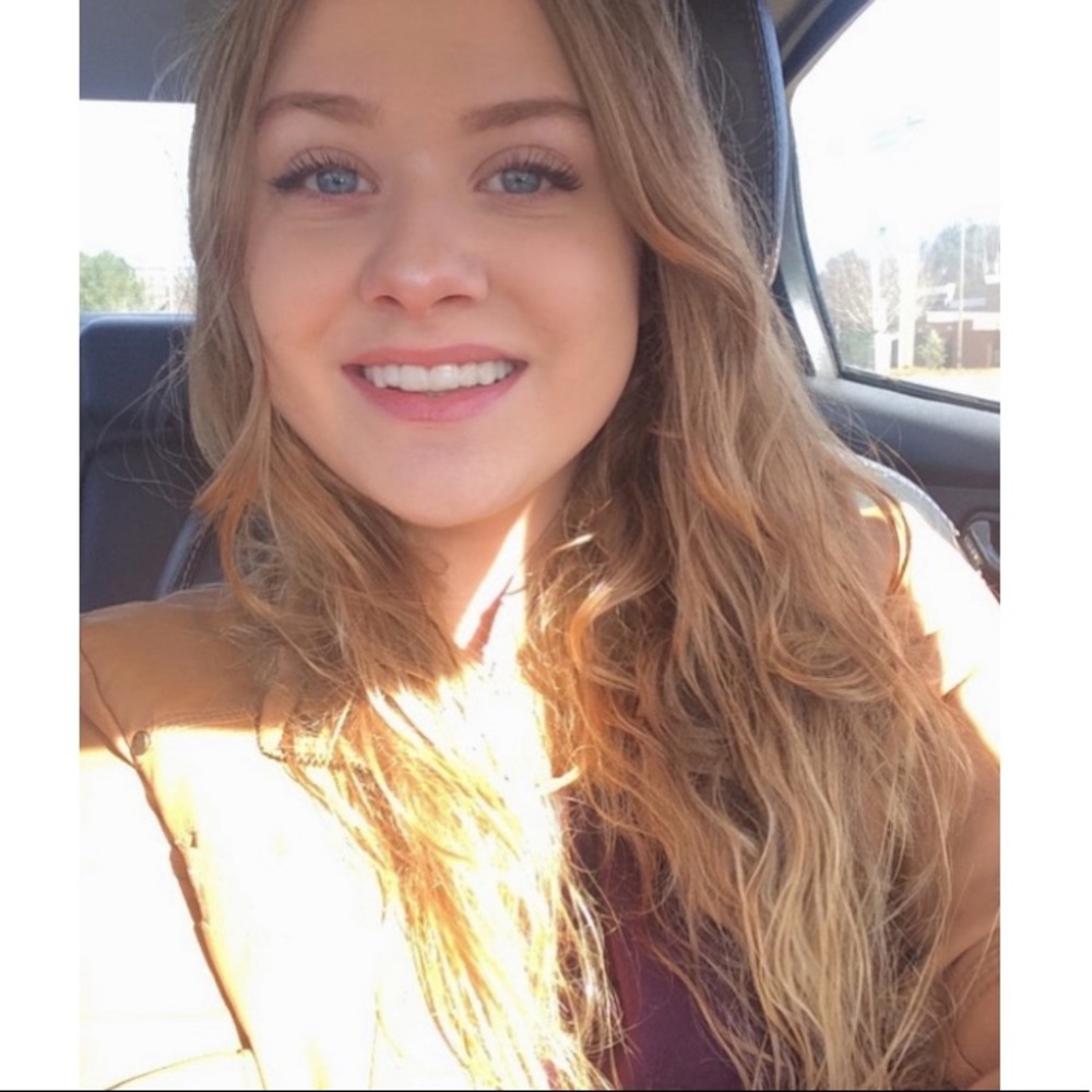 Meet your posher, Haley!